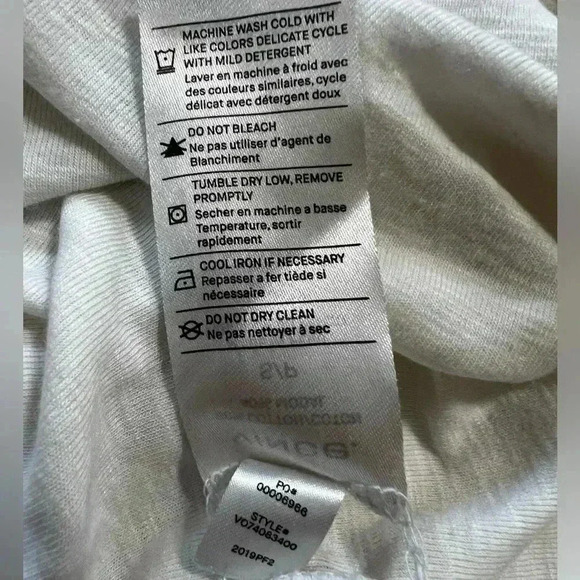 Vince White Henley Top with 3/4 Length Sleeves Size S - Picture 4 of 5